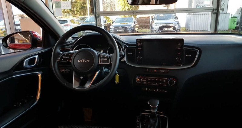 Kia Ceed cena 104900 przebieg: 11678, rok produkcji 2023 z Warszawa małe 137